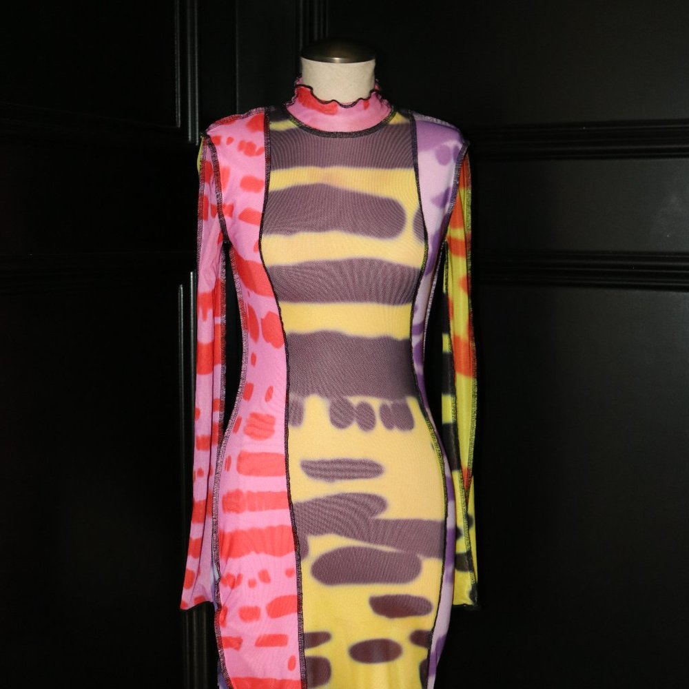 Akira Multi color fitted dress - Picture 1 of 4